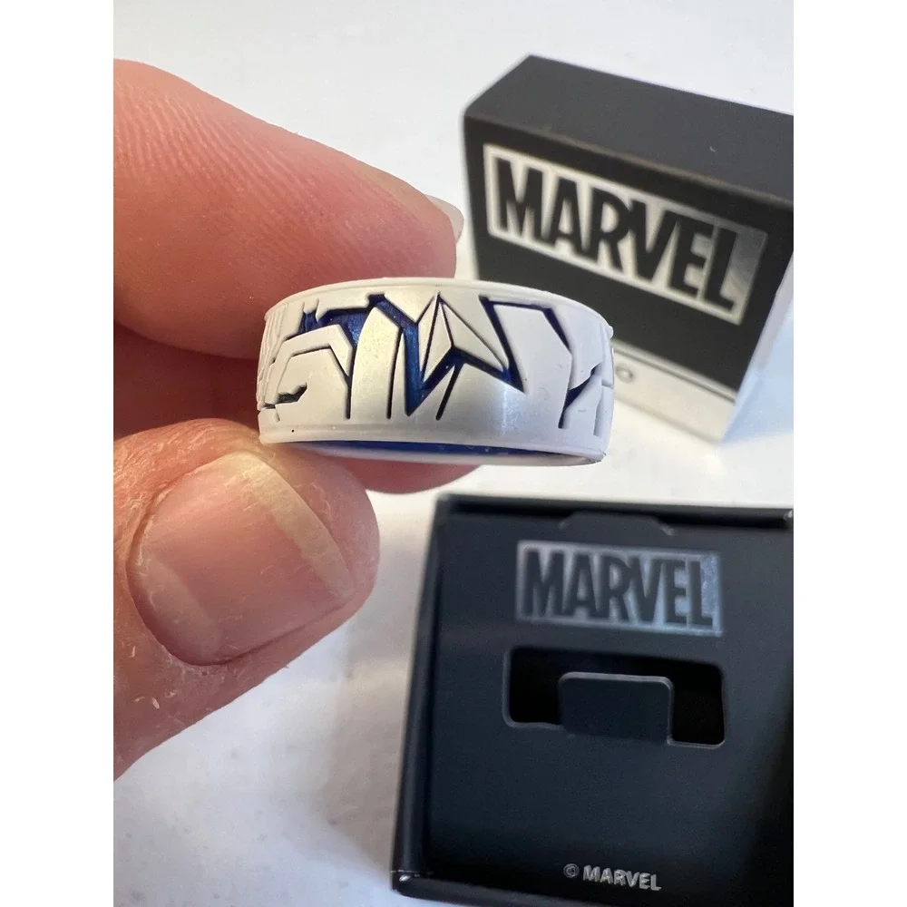 Enso Rings Marvel Avengers Captain America White Blue Silicone Ring Size 7 Box